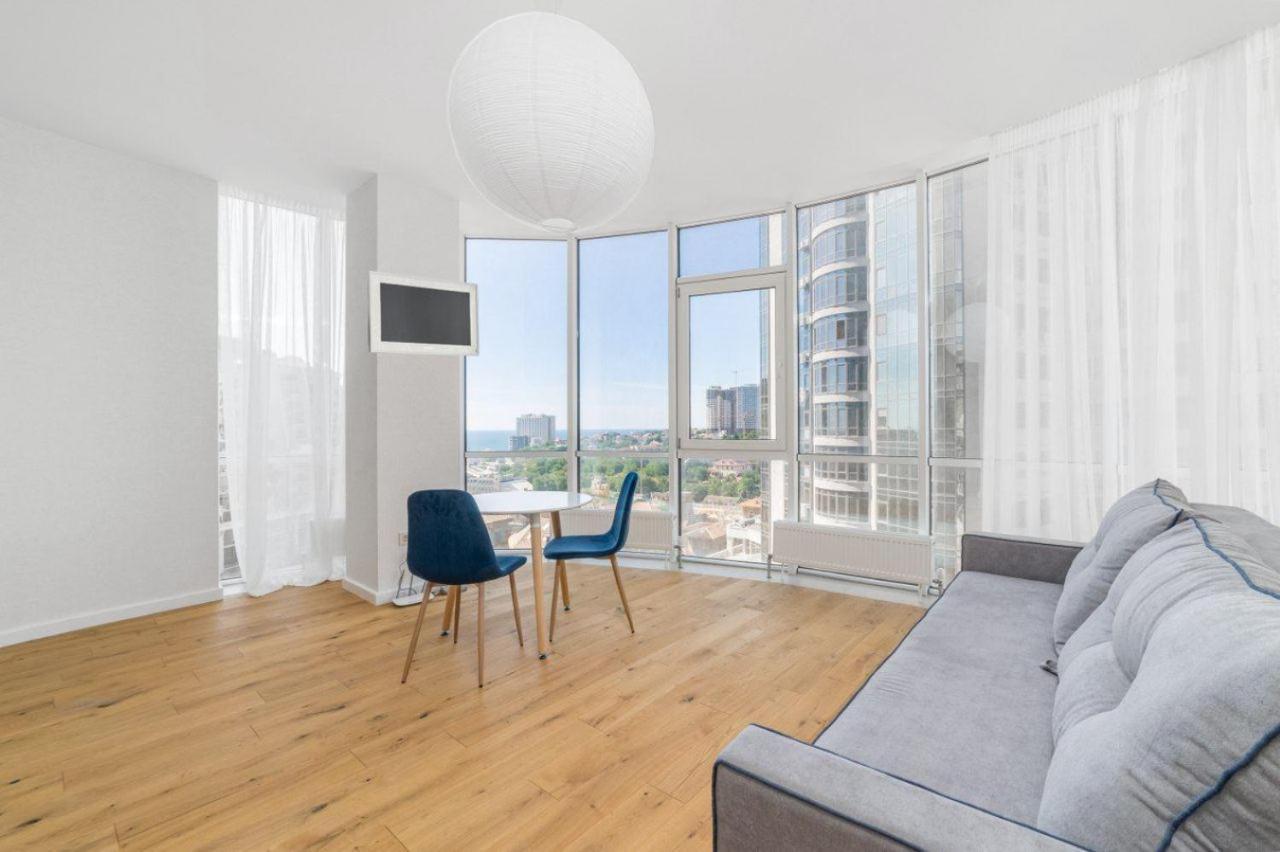 Gagarin Plaza Design Apartment Одеса Екстер'єр фото
